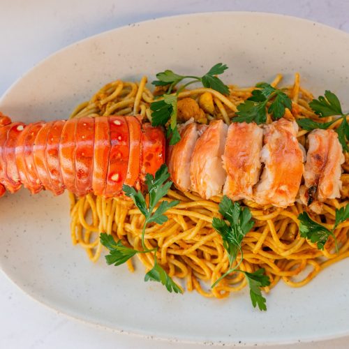 SPAGHETTI MILOS CON LANGOSTA SPAGHETTI MILOS CON LANGOSTA